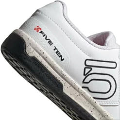 Five Ten - MTB-Schuhe Freerider Pro Cloud White/Core Black/Red 9 Five Ten - MTB-Schuhe Freerider Pro Cloud White/Core Black/Red -Fahrradladen 3009411 034 pic4 five ten herren freerider pro radschuhe red ftwr white 1280x1280