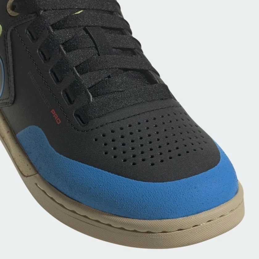 Five Ten - MTB-Schuh Freerider Pro Core Black / Carbon / Wonder White 3 Five Ten - MTB-Schuh Freerider Pro Core Black / Carbon / Wonder White – Bild 3