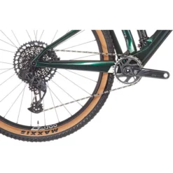 BMC Fourstroke 01 LT One Grün -Fahrradladen bmc fourstroke 01 lt one sparkling forest green brushed alloy 6