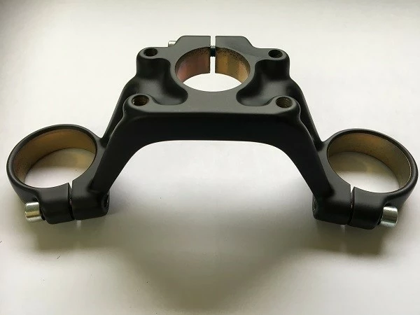 Rock-shox Rock Shox - Gabelbrücke-oben Boxxer/Domain DC Hoch 35mm Mattschwarz Ab 2010 1 Rock-shox Rock Shox - Gabelbrücke-oben Boxxer/Domain DC Hoch 35mm Mattschwarz Ab 2010